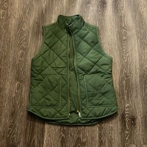 GUC j crew factory quilted vest